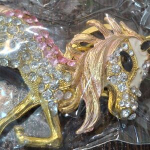 جاکلیدی طرح اسب نگین کاری کد P7882